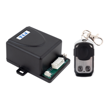 Single channel short range remote control transceiver set